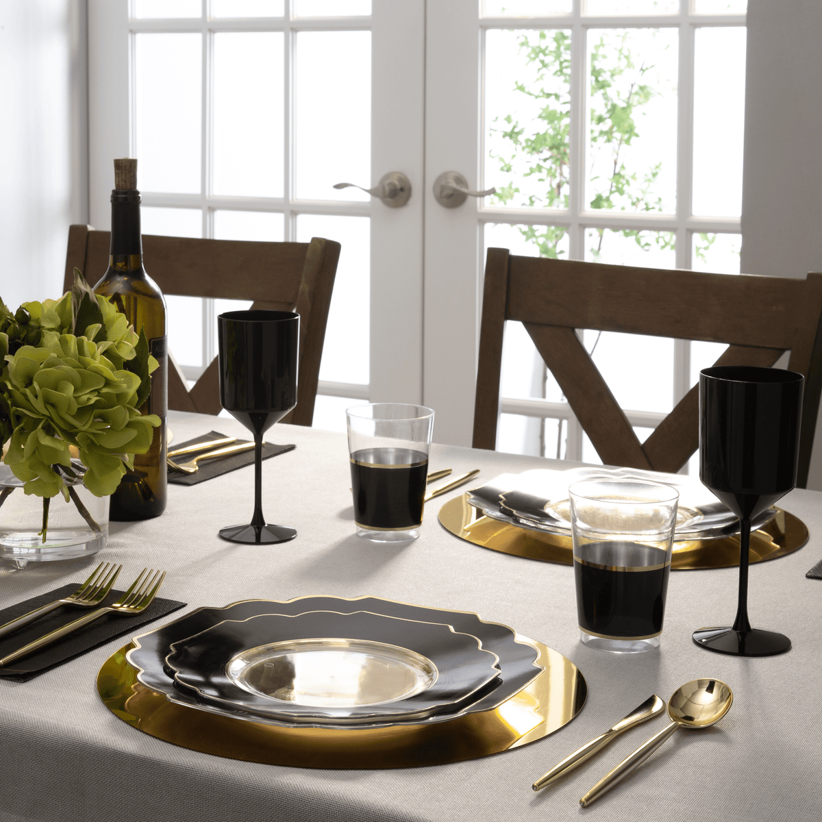 Scalloped Black Gold Appetizer Plastic Plates | 10 Pack
